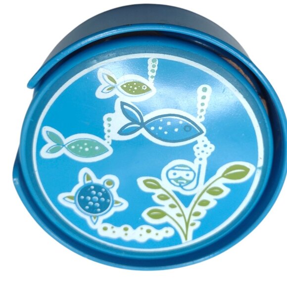 Set Of 4 Vintage Fish & Scuba Diver Blue Ceramic Coasters Holder Ocean Nautical - Picture 3 of 6